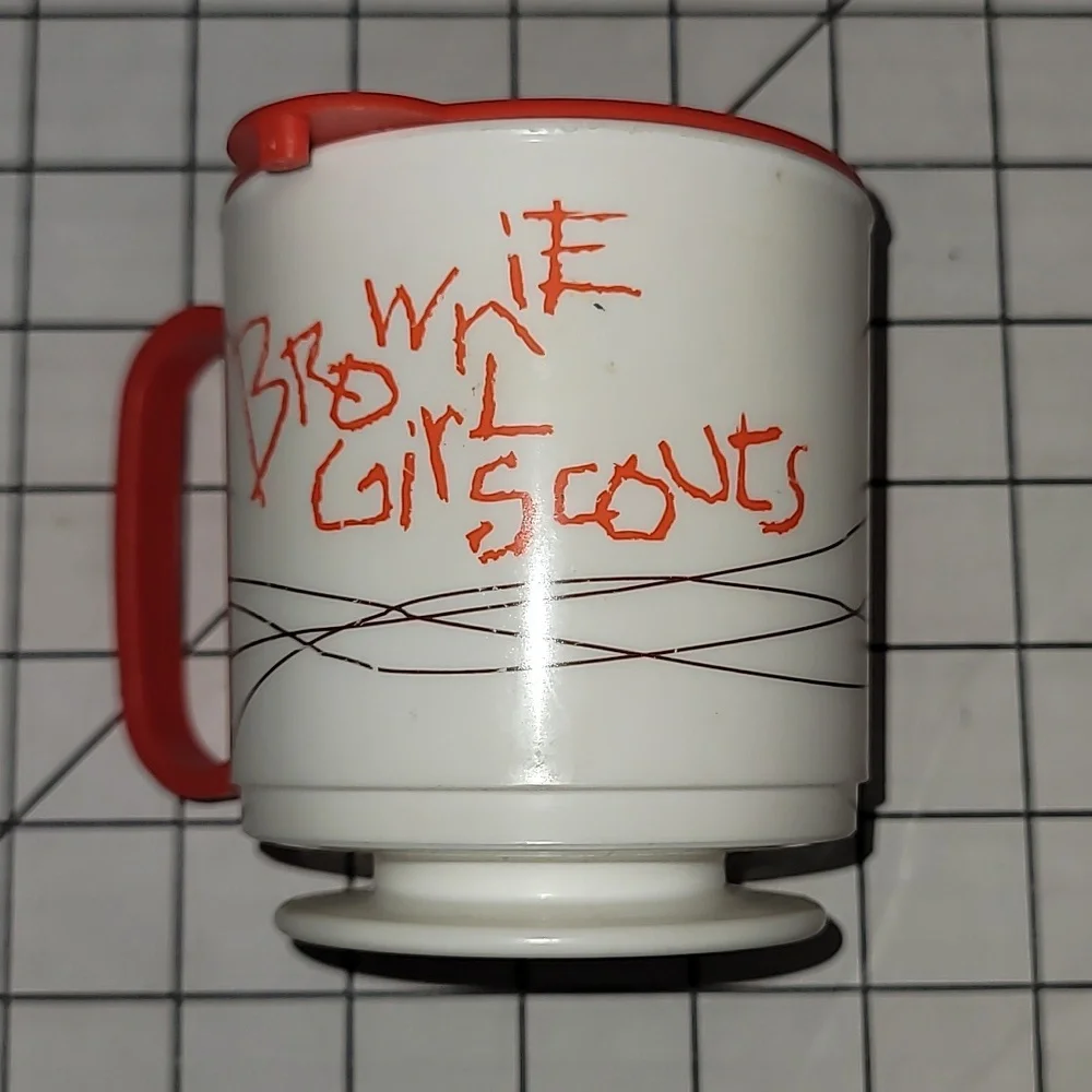 Girl Scouts Brownie My Mug‎ with Lid - Gently Preloved Vintage